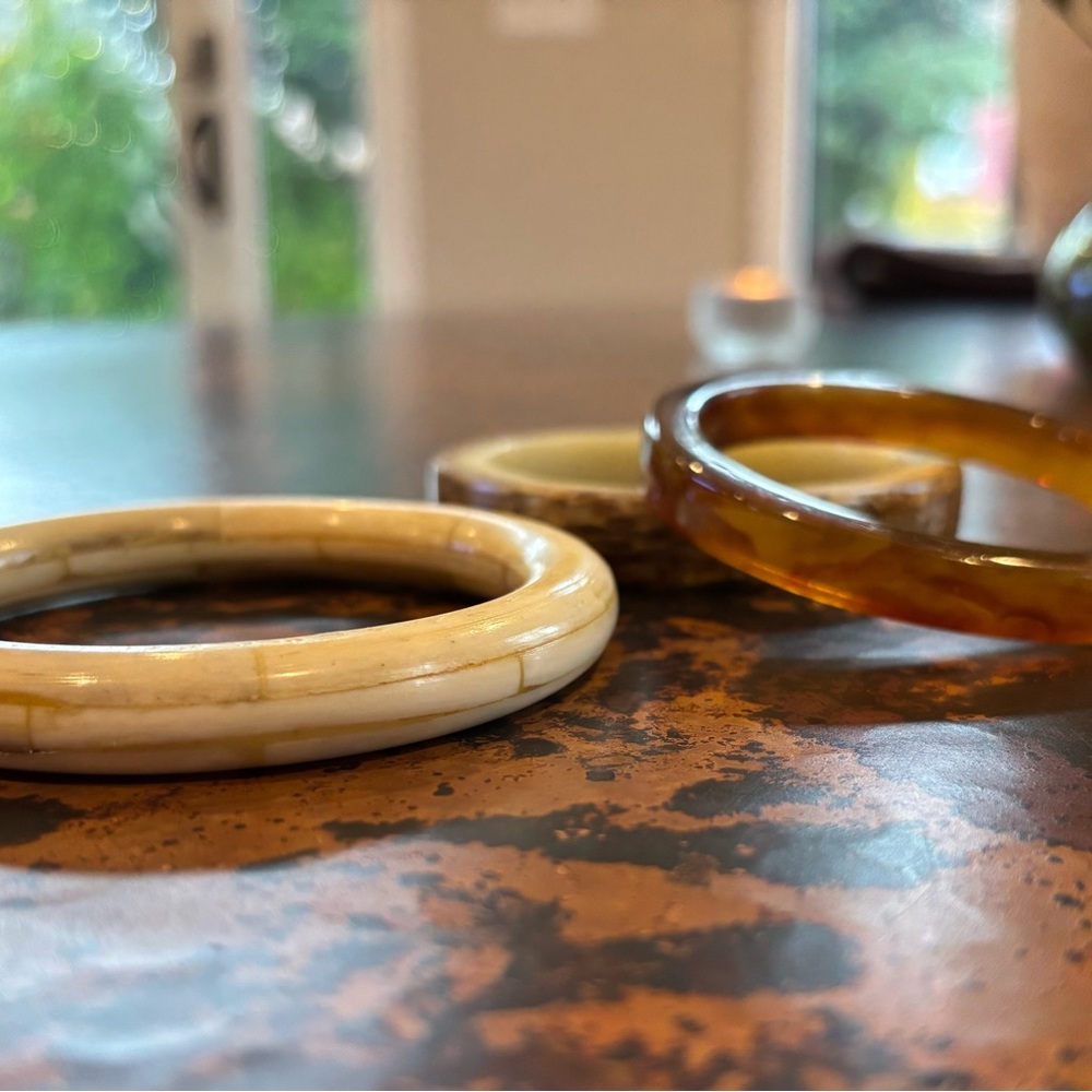 Bloomingdale Cream and Brown Lucite Bangels